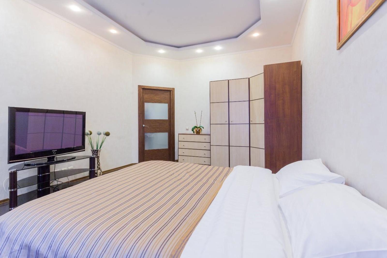 Navit Apartments With Breakfast,Near The Railway Station, The City Center, The Park Kiev Dış mekan fotoğraf
